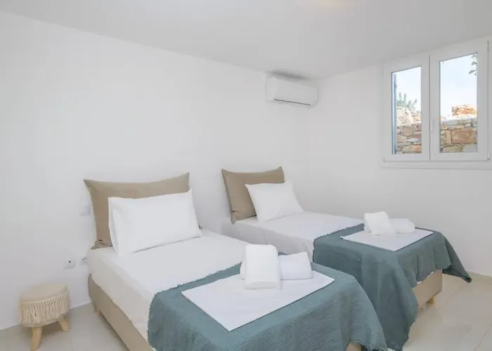 Magginas Parikia (Paros)