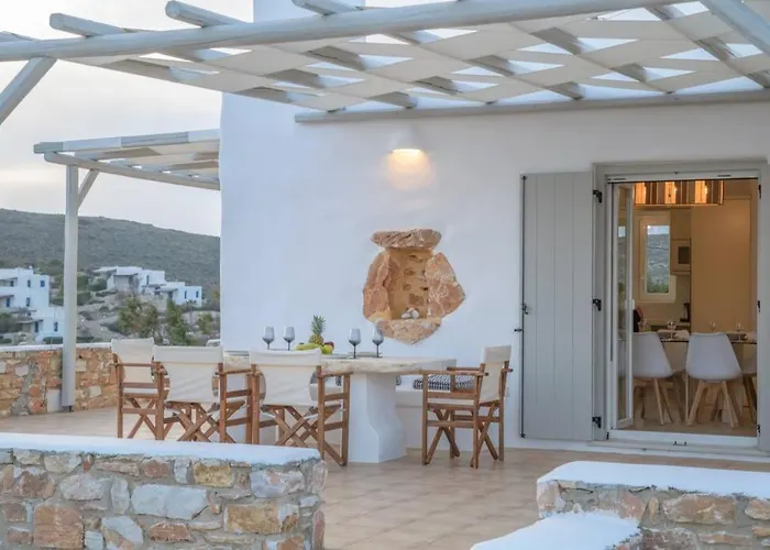 Magginas Parikia (Paros)