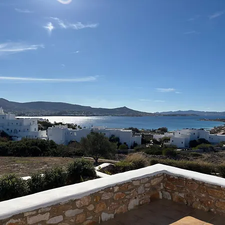 Magginas * Парос