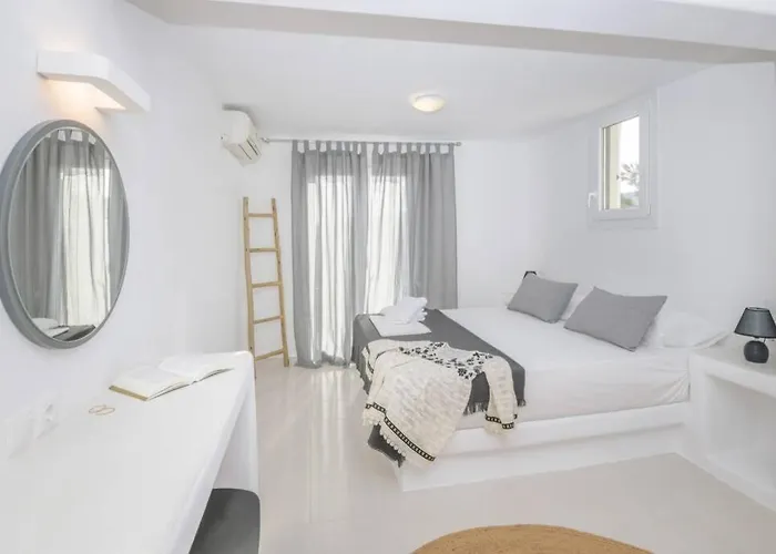 Vakantiehuis Magginas Páros